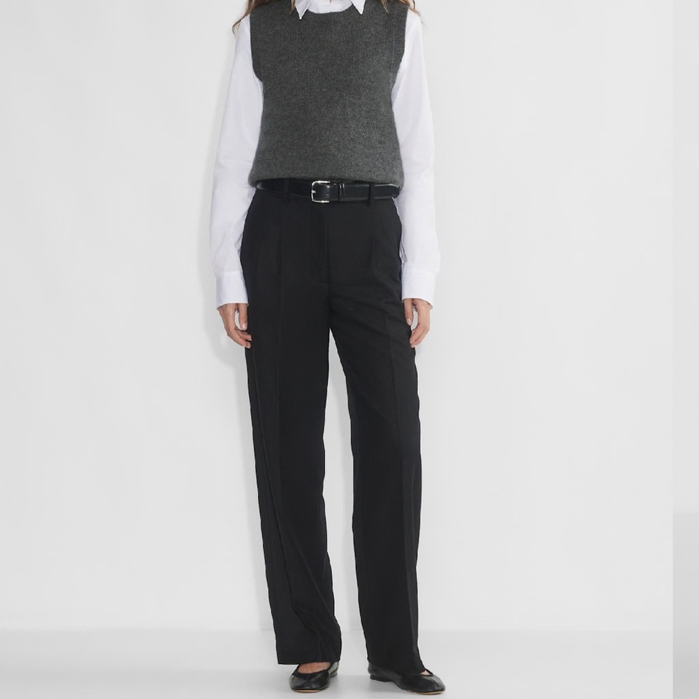 Aritzia - The Effortless Pant - Precision Wool